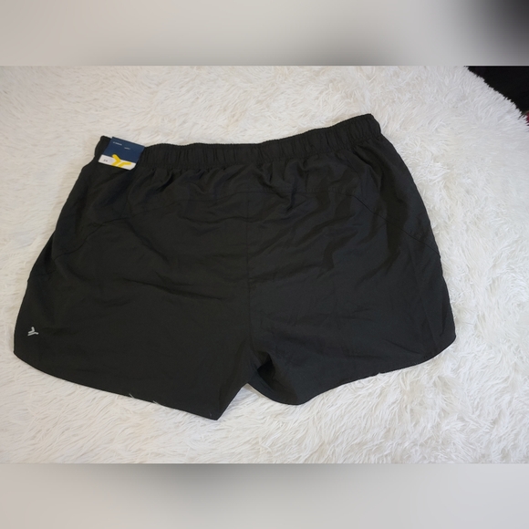 Old Navy Women's Classic Black Athletic Shorts 2X Built In Liner - Picture 9 of 15
